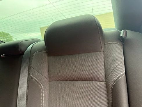 Used 2018 Dodge Charger R/T RWD image 7