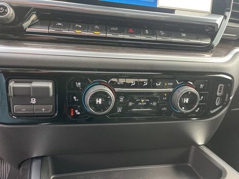 New 2026 Chevrolet Silverado 1500 LTZ w/ LTZ Premium Package image 32