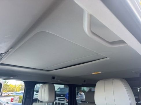 Used 2015 Mercedes-Benz G 550 image 11