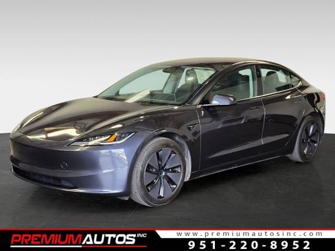 Used 2024 Tesla Model 3 Standard Range RWD image 1