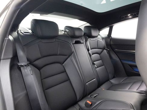 New 2026 Porsche Taycan image 31