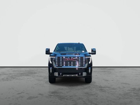 New 2026 GMC Sierra 2500 Denali w/ Denali Reserve Package AWD/4WD image 3