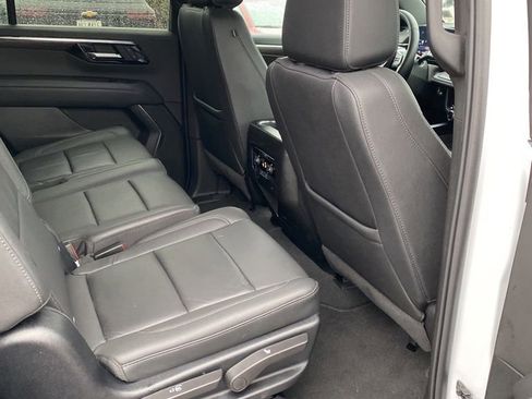 Used 2025 Chevrolet Tahoe LT image 21