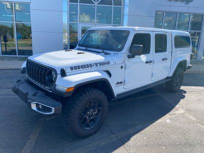 Used 2025 Jeep Gladiator Sport
