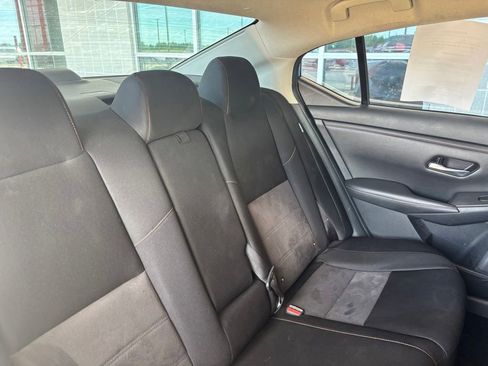 Used 2021 Nissan Sentra SR FWD image 16