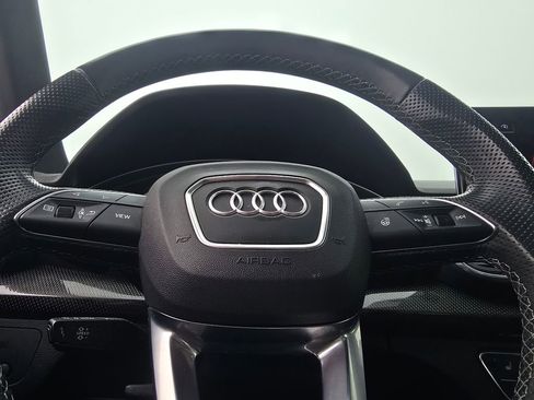 Used 2022 Audi SQ5 Premium Plus w/ Premium Plus Package image 26