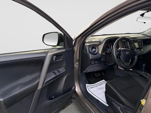 Used 2015 Toyota RAV4 XLE AWD/4WD image 11