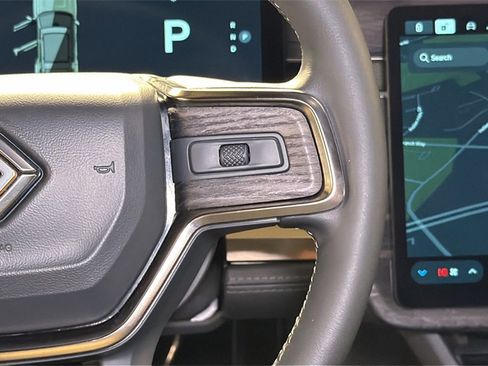 Used 2022 Rivian R1S Launch Edition image 23