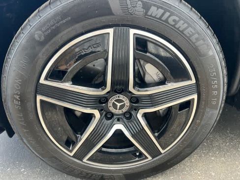 Used 2026 Mercedes-Benz GLC 300 4MATIC image 10