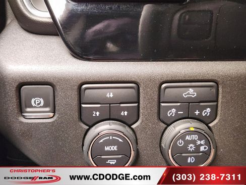 Used 2025 Chevrolet Silverado 2500 LT w/ Convenience Package AWD/4WD image 29