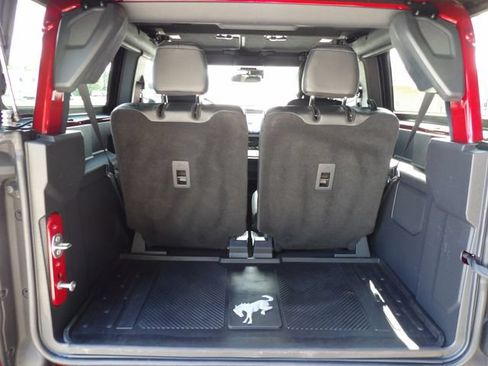 Used 2021 Ford Bronco Wildtrak AWD/4WD image 12