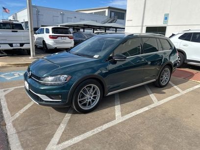 Used 2018 Volkswagen Golf Alltrack S