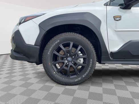 Certified 2025 Subaru Crosstrek 2.5i Wilderness w/ Crosstrek Mirror Package AWD/4WD image 15