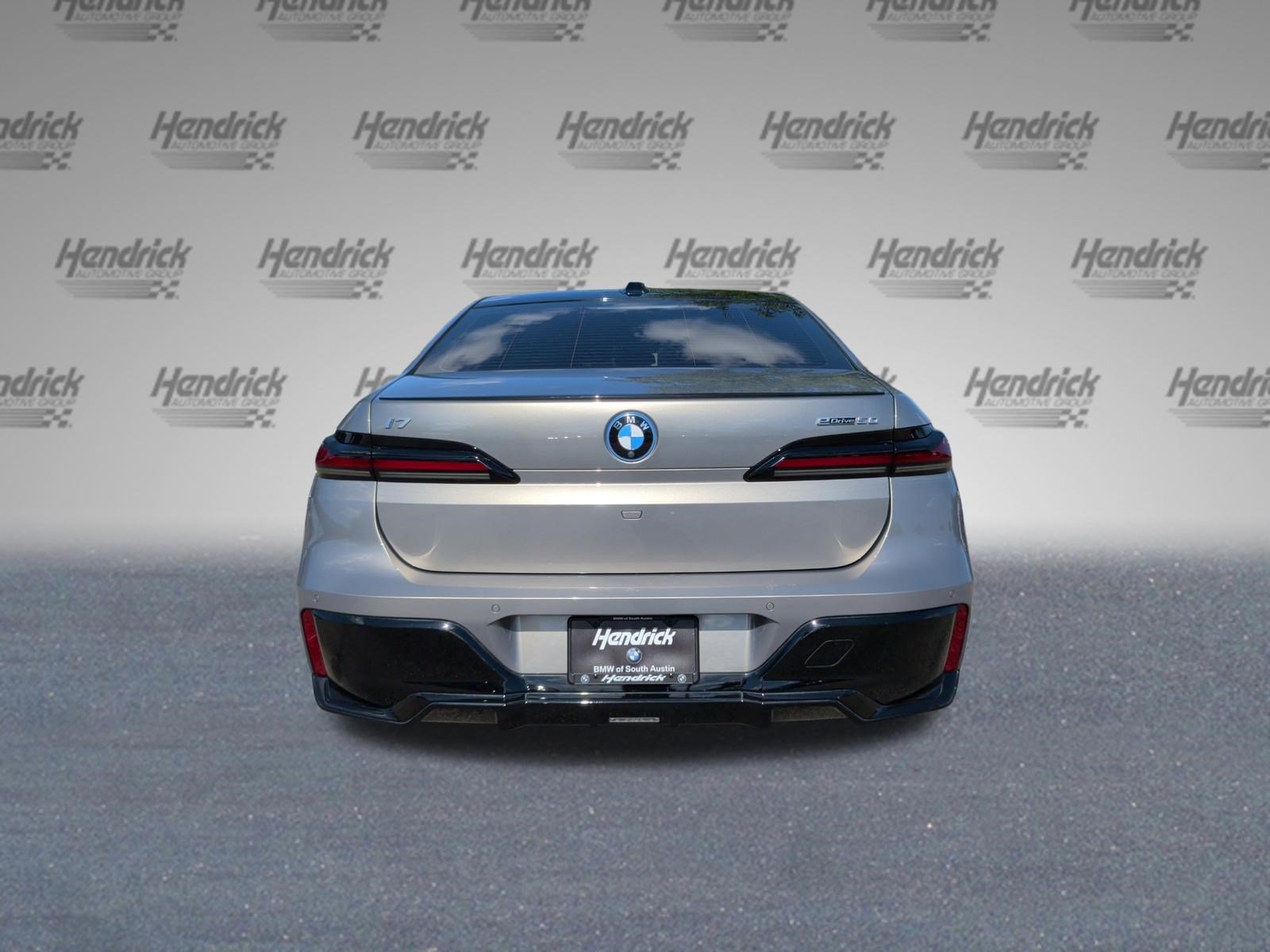 Used 2024 BMW i7 eDrive50 w/ M Sport Package RWD image 8