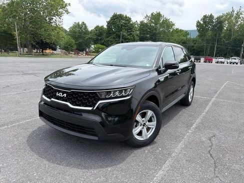 Used 2022 Kia Sorento LX AWD/4WD image 1