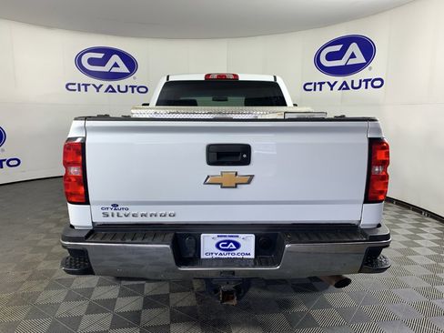 Used 2019 Chevrolet Silverado 2500 W/T image 4