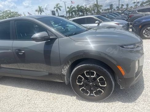 Used 2023 Hyundai Santa Cruz SEL AWD/4WD image 4