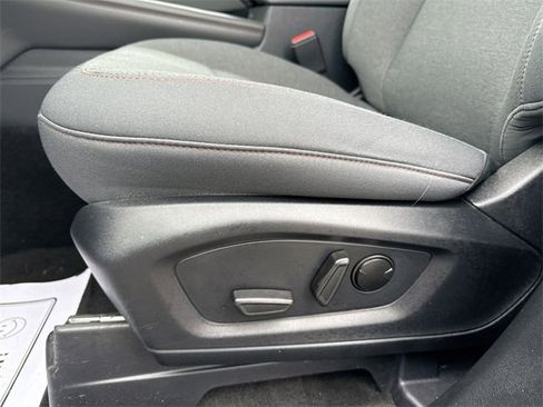 Used 2025 Ford Explorer Active image 12