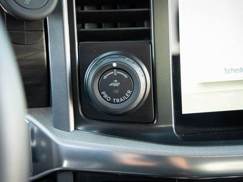 Used 2024 Ford F150 Lariat image 27