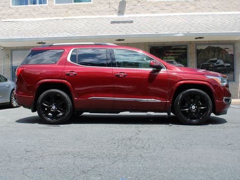 Used 2018 GMC Acadia Denali w/ LPO, Protection Package AWD/4WD image 31