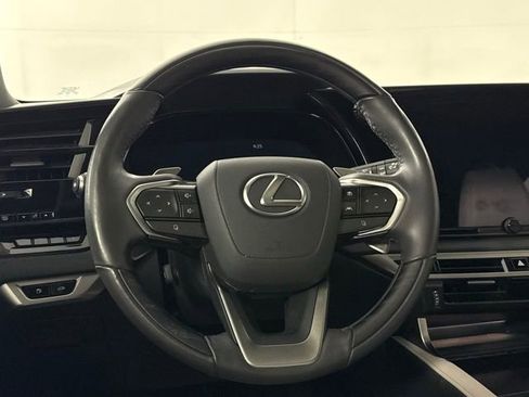 Used 2025 Lexus RX 350 w/ Convenience Package image 26