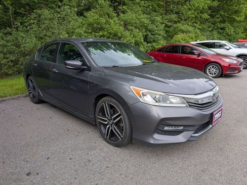 Used 2016 Honda Accord Sport image 3