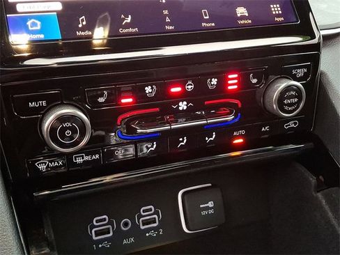 Used 2021 Jeep Grand Cherokee L Overland image 19