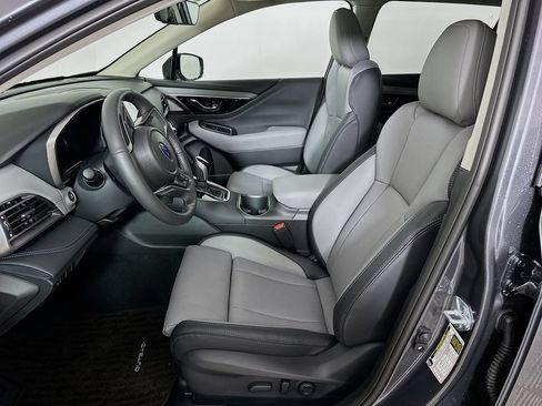 Used 2025 Subaru Outback Limited w/ Popular Package #2 AWD/4WD image 8