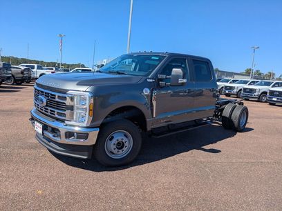New 2026 Ford F350 XL w/ XL Chrome Package