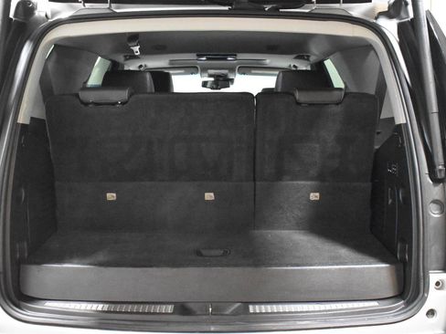 Used 2017 GMC Yukon SLT image 26