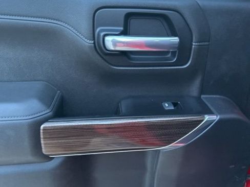 Used 2019 Chevrolet Silverado 1500 LT w/ All-Star Edition image 13