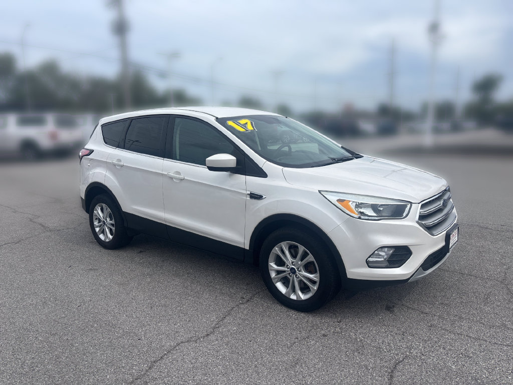 Used 2017 Ford Escape SE AWD/4WD image 10