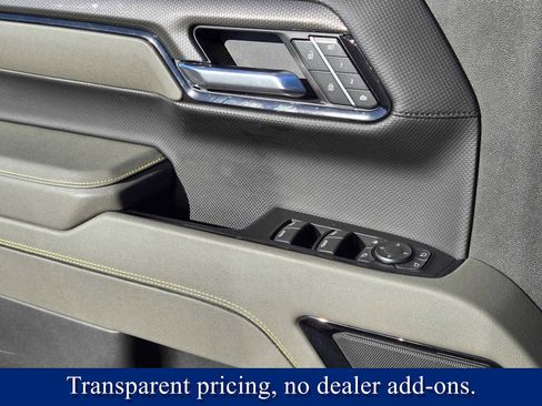 Used 2025 Chevrolet Silverado 1500 ZR2 w/ Technology Package image 31