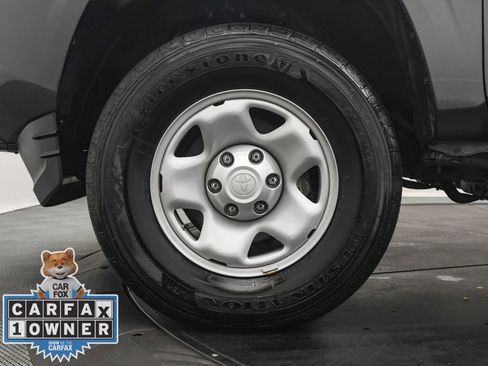 Used 2023 Toyota Tacoma SR image 29