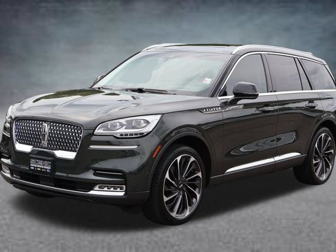 Used 2023 Lincoln Aviator Reserve w/ Equipment Group 201A AWD/4WD image 29