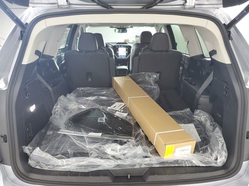 New 2025 Subaru Ascent Touring w/ Popular Package #2 image 33