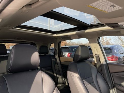 Used 2022 Nissan Rogue SL image 31