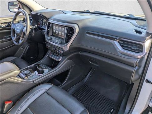 Used 2022 GMC Acadia AT4 w/ Technology Package image 22