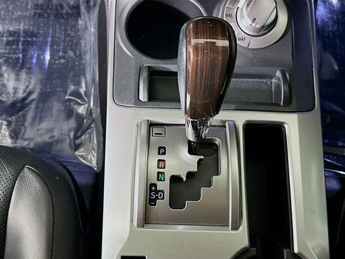 Used 2022 Toyota 4Runner Limited image 21