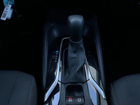 Used 2020 Toyota Corolla LE image 21