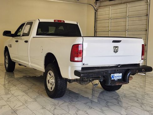 Used 2018 RAM 2500 Tradesman w/ Chrome Appearance Group AWD/4WD image 5