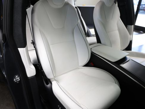 Used 2022 Tesla Model X Plaid AWD/4WD image 35
