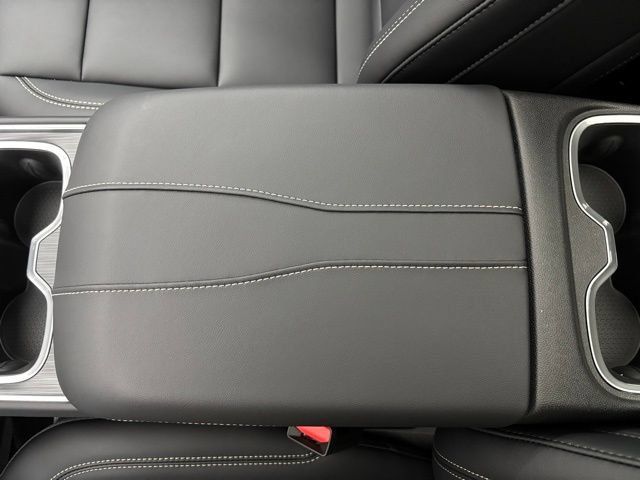 New 2026 GMC Acadia Elevation w/ Black Edition AWD/4WD image 29