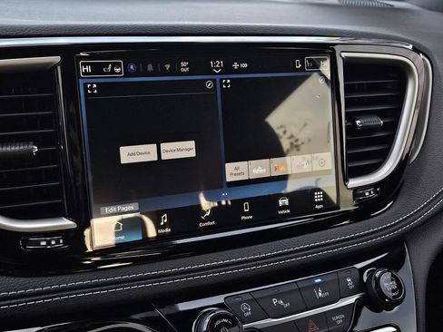 New 2026 Chrysler Pacifica Select w/ S Appearance Package FWD image 16