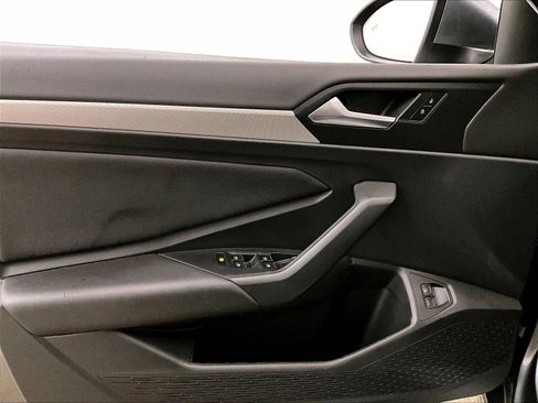 Used 2021 Volkswagen Jetta S image 22