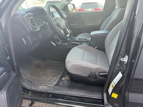 Used 2021 Toyota Tacoma SR AWD/4WD image 22