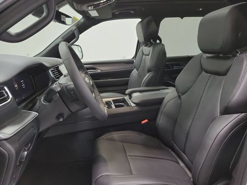 New 2026 Jeep Grand Wagoneer Limited AWD/4WD image 15