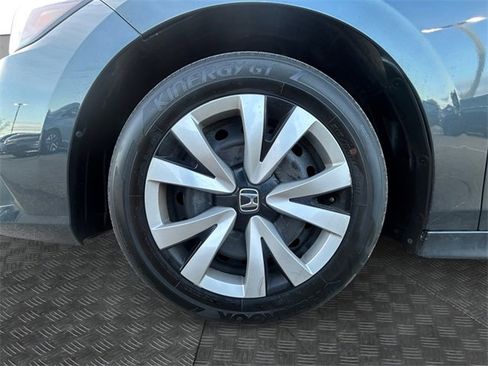 Used 2024 Honda Civic LX image 13