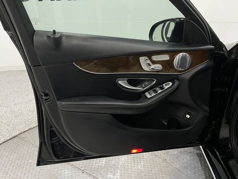Used 2017 Mercedes-Benz C 300 4MATIC Sedan image 14