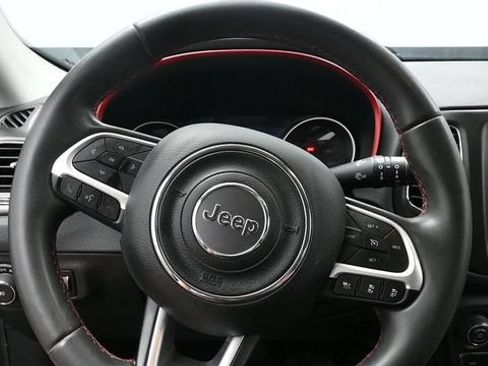 Used 2021 Jeep Compass Trailhawk AWD/4WD image 15